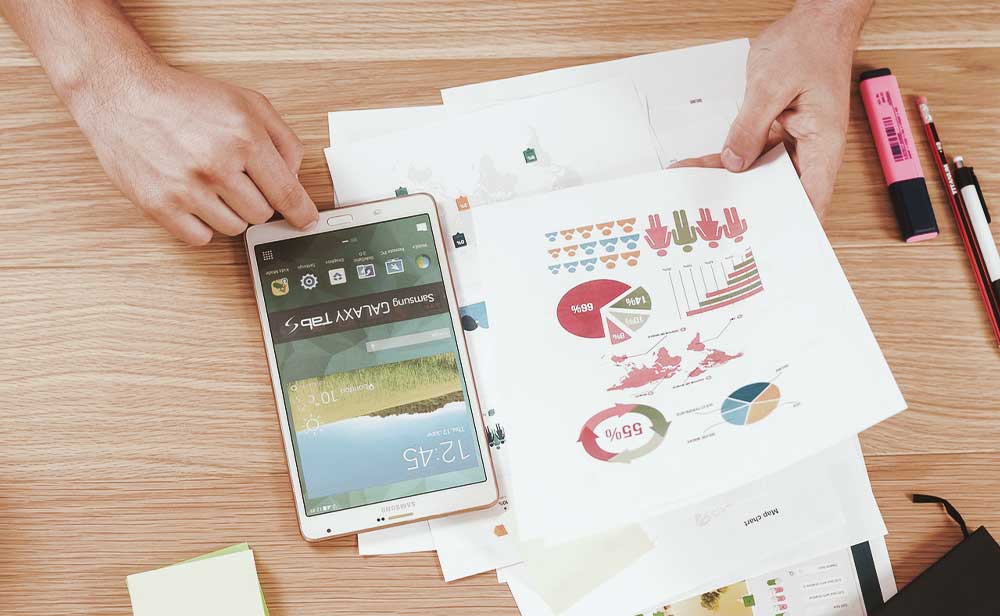 Pe lângă această aplicaţie Android, putem realiza şi aplicaţie iOS fără probleme, doar că acest sistem de operare este mai restrictiv şi te va pune la cheltuieli mai mari.